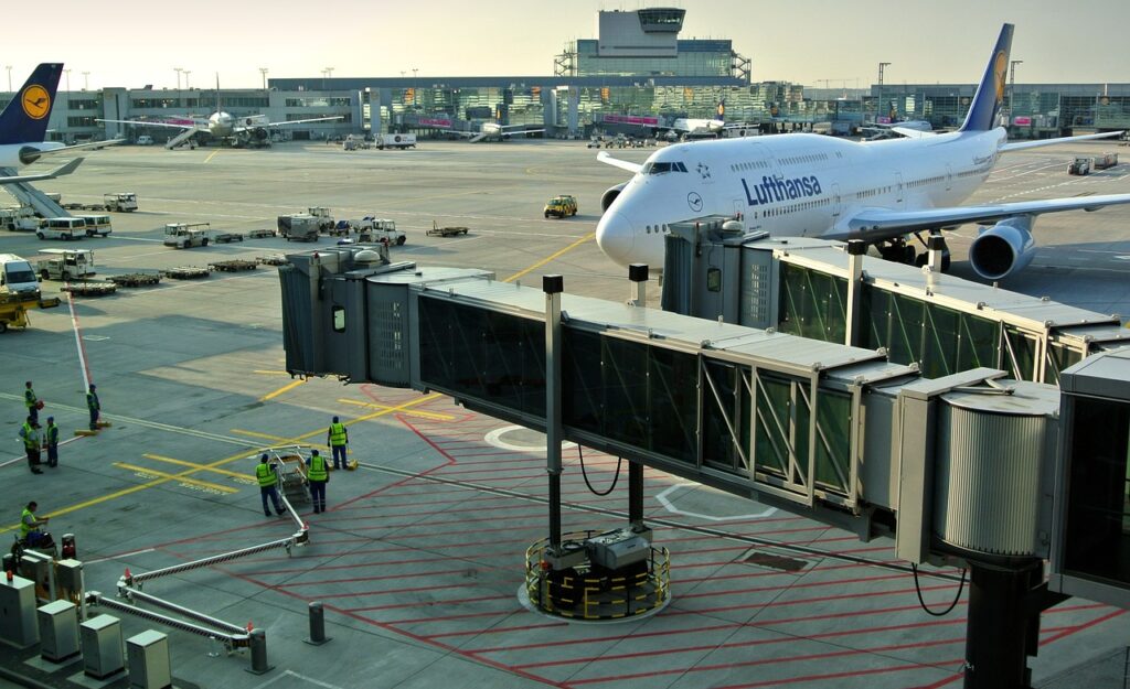 Aerolínea y Tipo de Aeronave